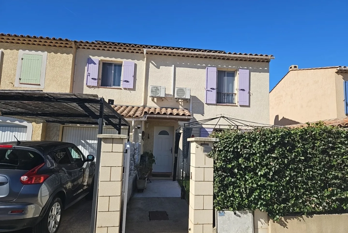 Maison familiale récente avec 3 chambres à vendre à PIGNANS 