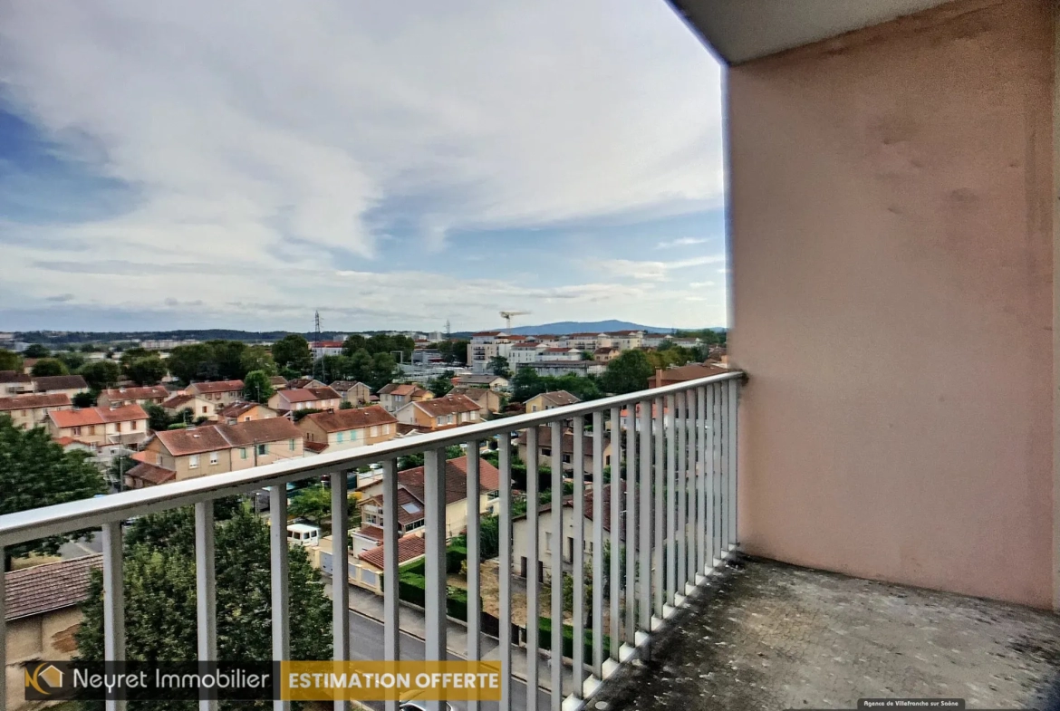 Appartement de Type 3 avec Balcon et Vue Dégagée 