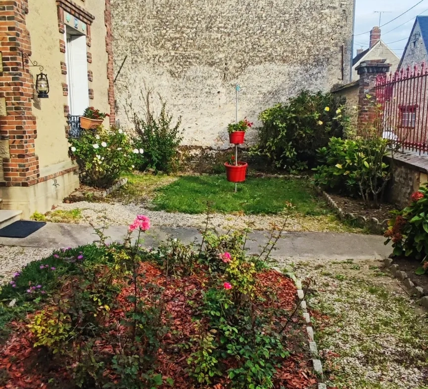 Maison Bourgeoise à Dourdan avec Grenier Aménageable 