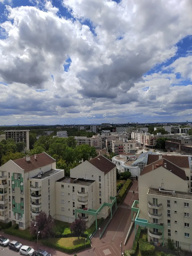 Grand appartement de 82m2 au dernier étage 