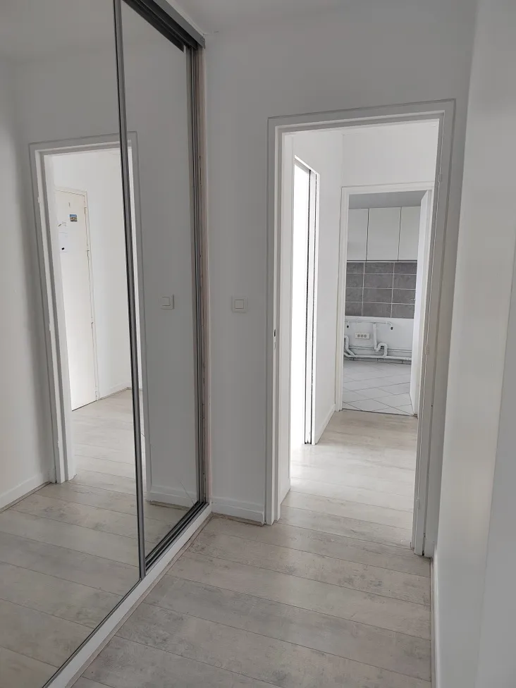 Grand appartement de 82m2 au dernier étage 