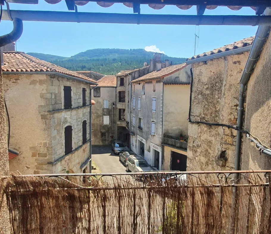 Maison de village à Ceilhes et Rocozels 