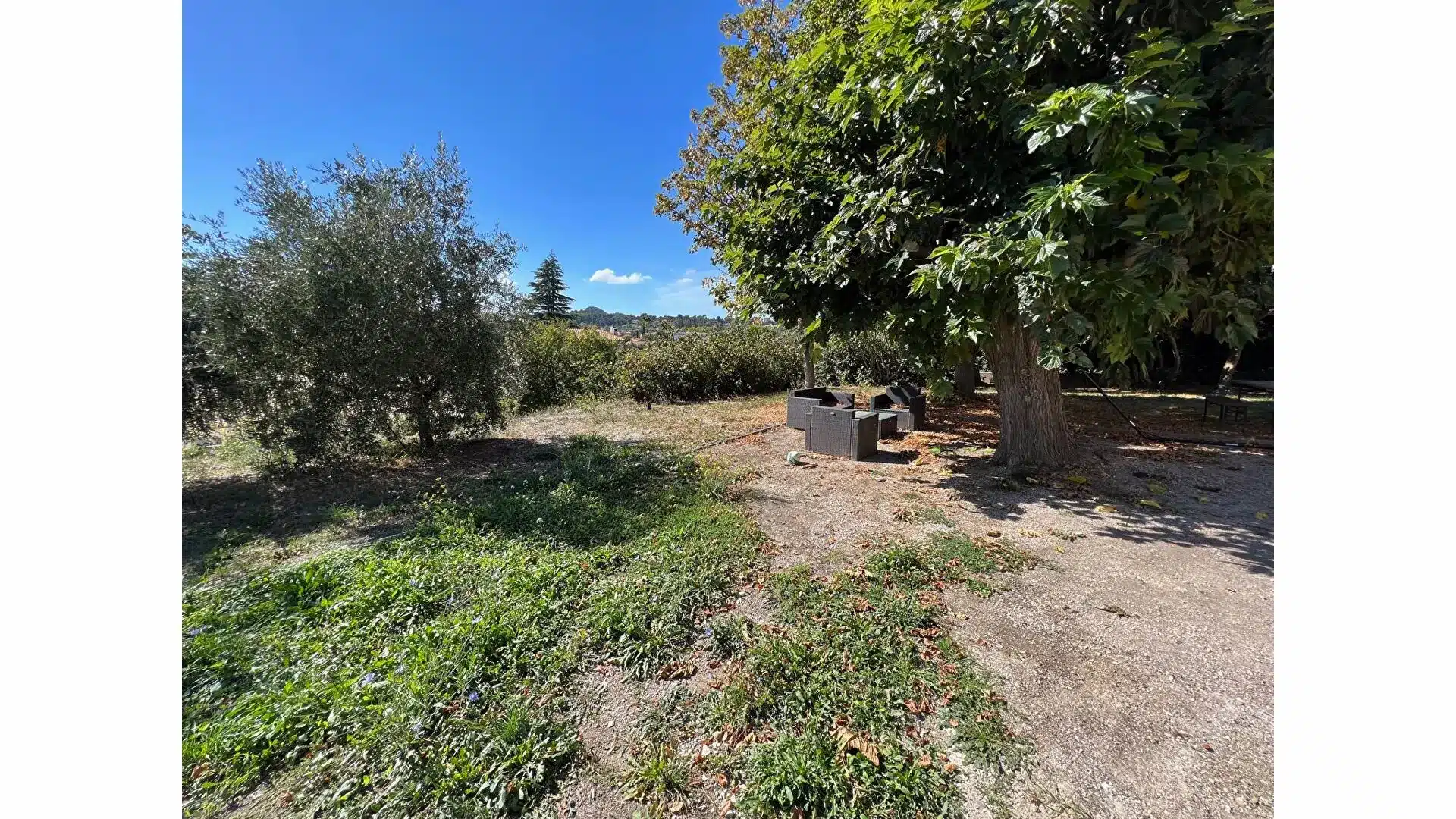 Terrain à vendre avec vue sur l'Etoile à Gardanne 