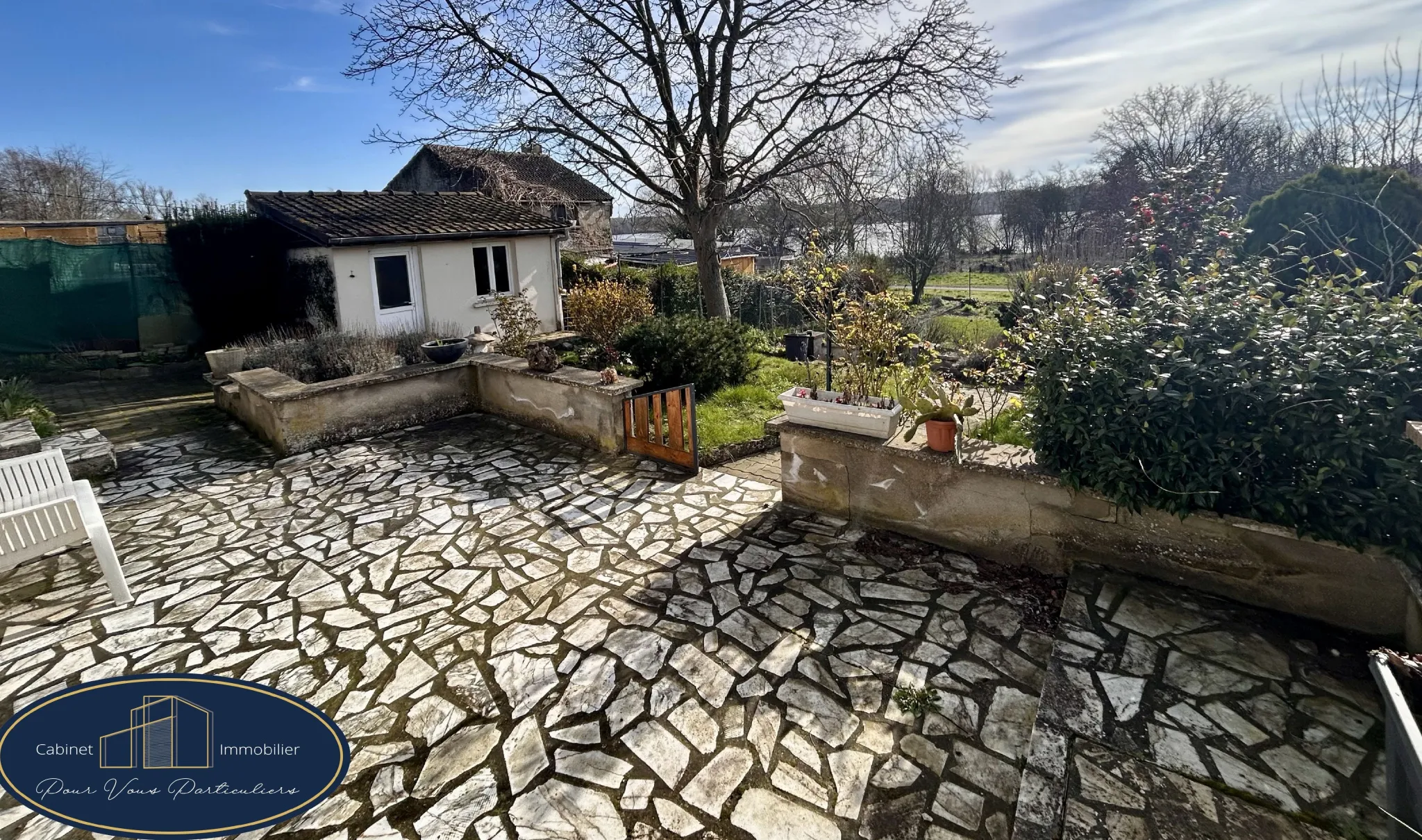 Maison Semi-Individuelle avec Jardin et Garage à La Sentinelle 