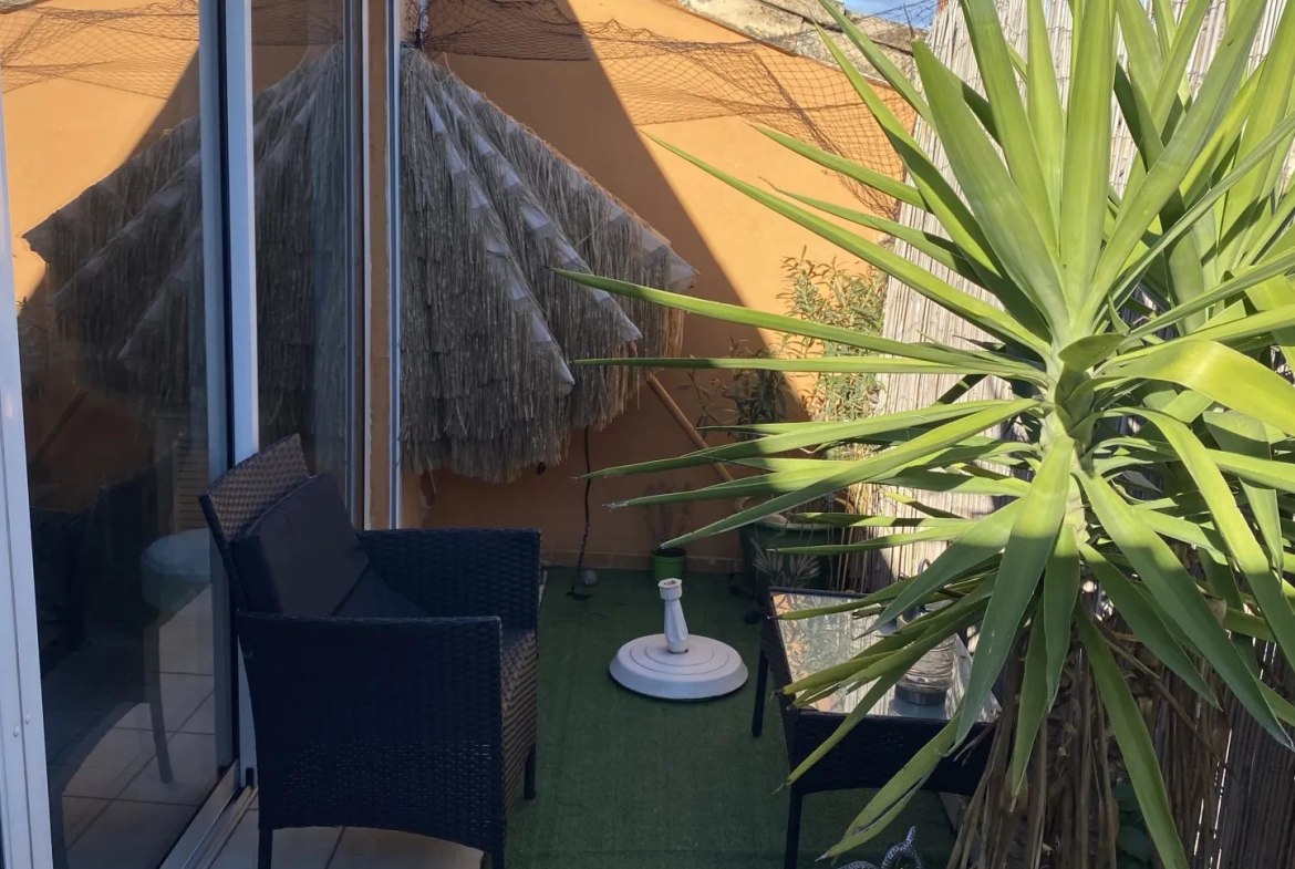 Appartement de type 2 avec terrasse à Lunel 