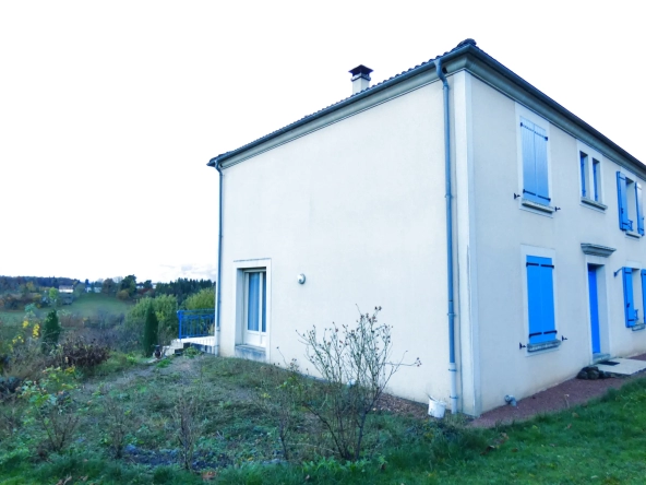 Belle Maison 5 Chambres à Aurillac