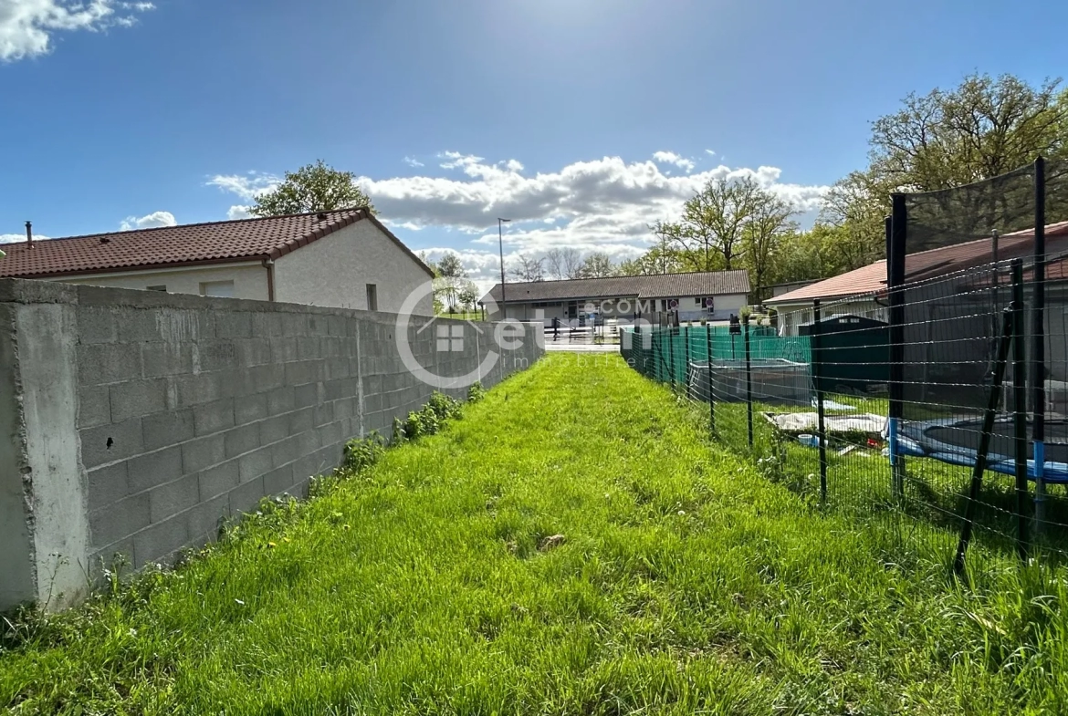 Terrain à bâtir de 1.100 m2 à Bulhon avec vue dégagée 