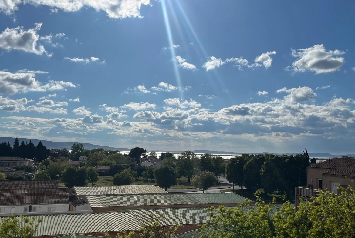 Appartement T5 avec vue dégagée à Marignane 