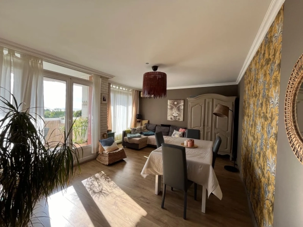 Appartement T5 avec vue dégagée à Marignane