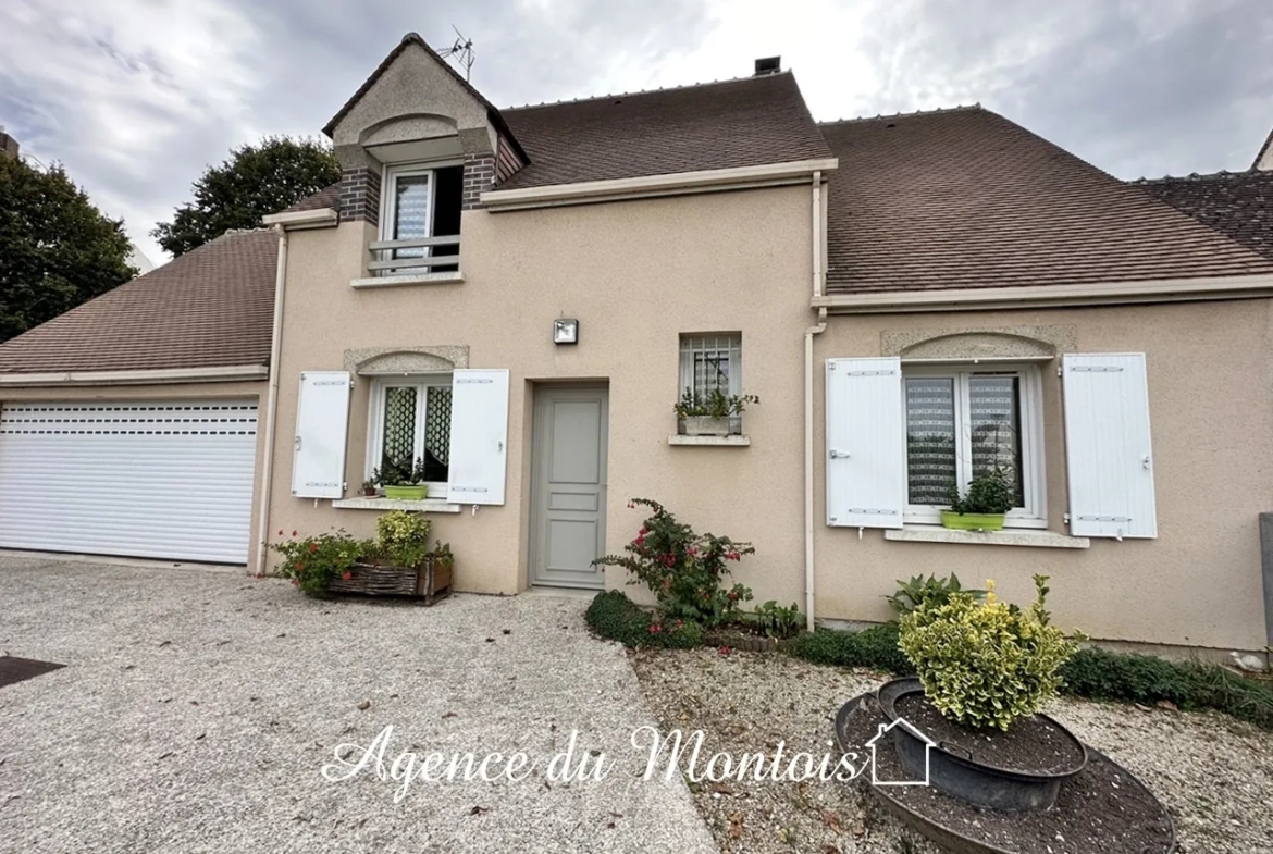 Pavillon Traditionnel à Bray-sur-Seine avec Jardin 