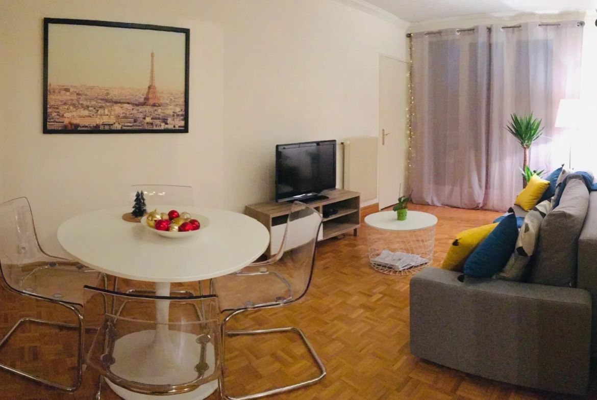 Appartement F2 lumineux avec balcon à Vanves 