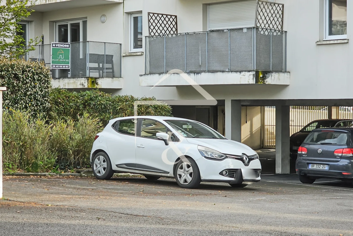 Appartement T3+ avec parking et balcon à Indre 