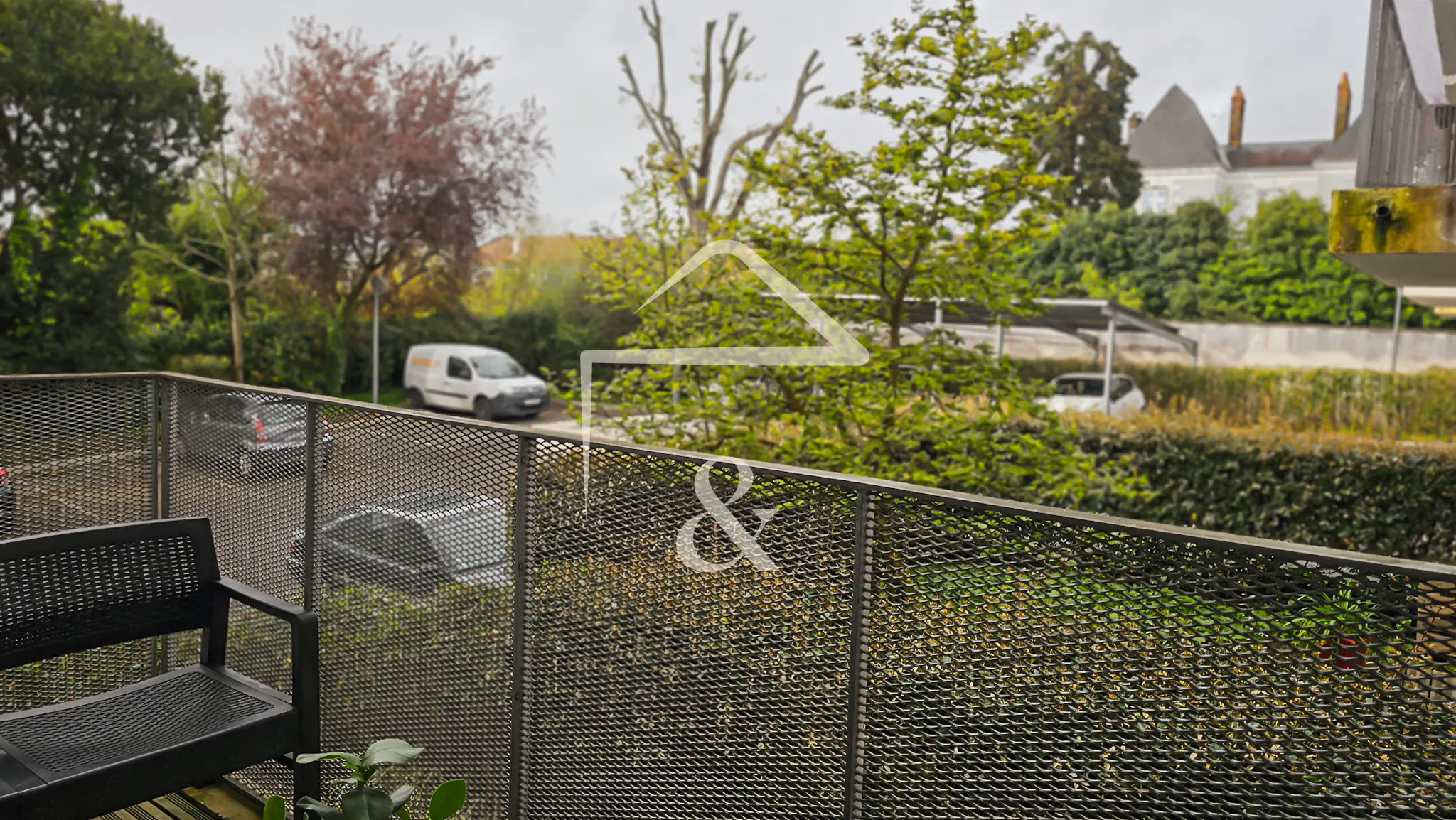 Appartement T3+ avec parking et balcon à Indre 