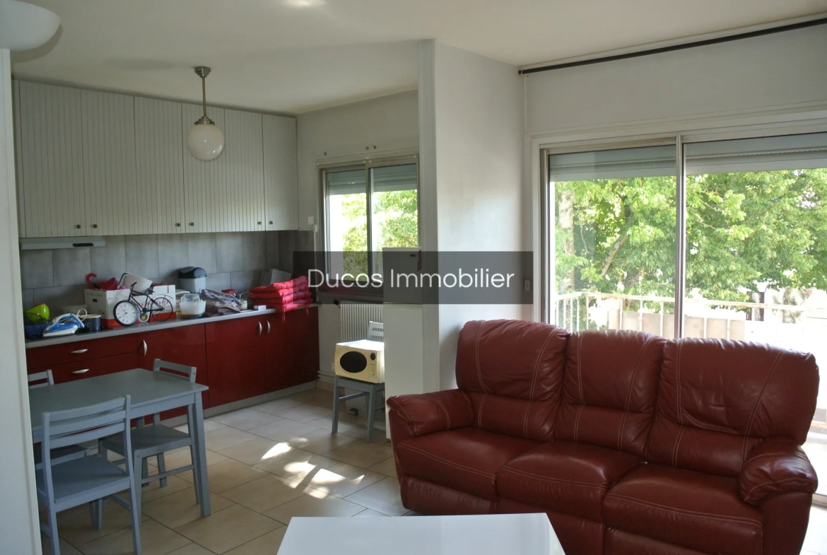 Bel appartement lumineux avec 2 chambres à Marmande 