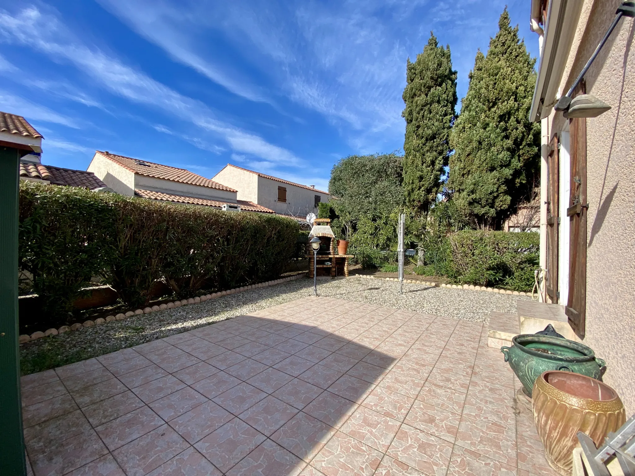 Maison R avec 3 chambres et garage sur VIAS plage 