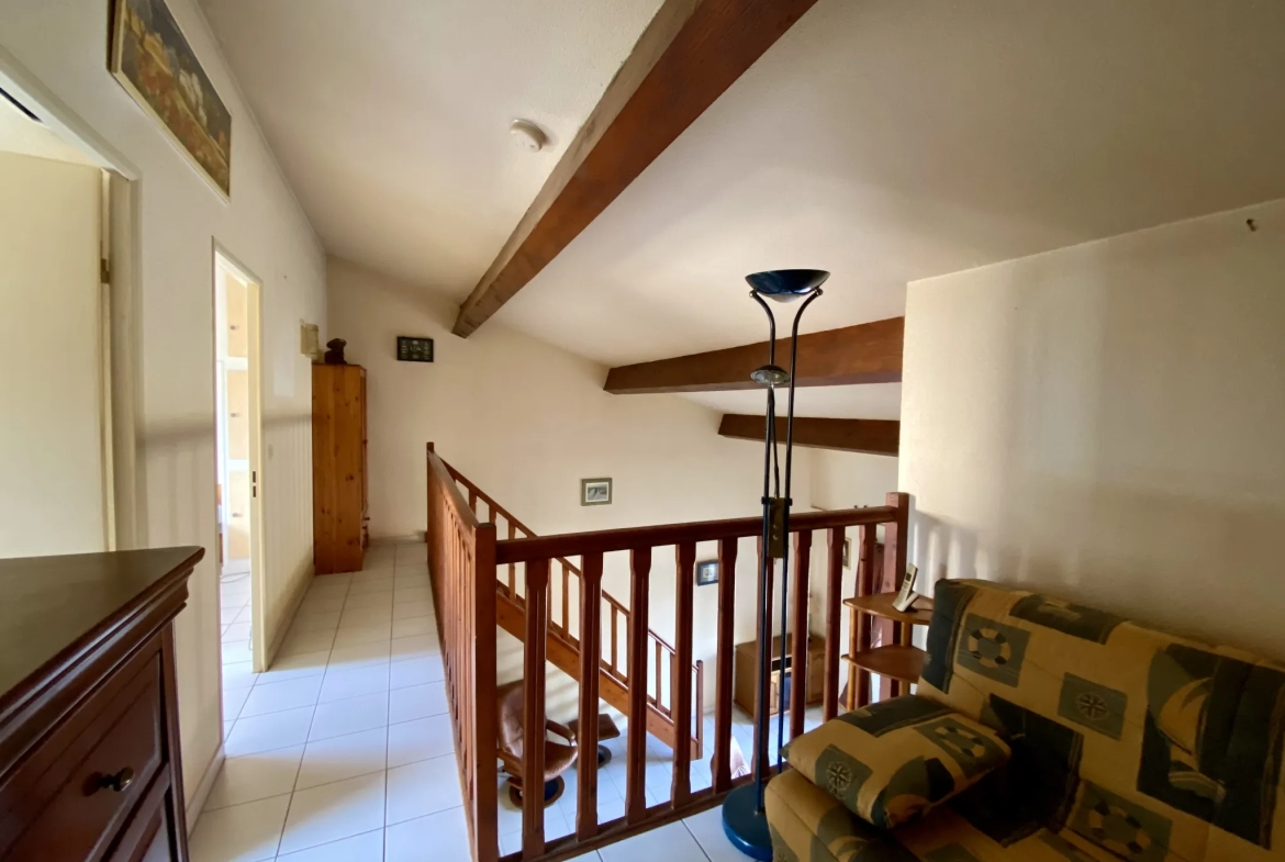 Maison R avec 3 chambres et garage sur VIAS plage 