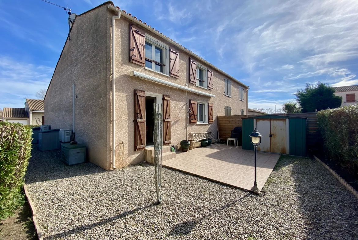 Maison R avec 3 chambres et garage sur VIAS plage 