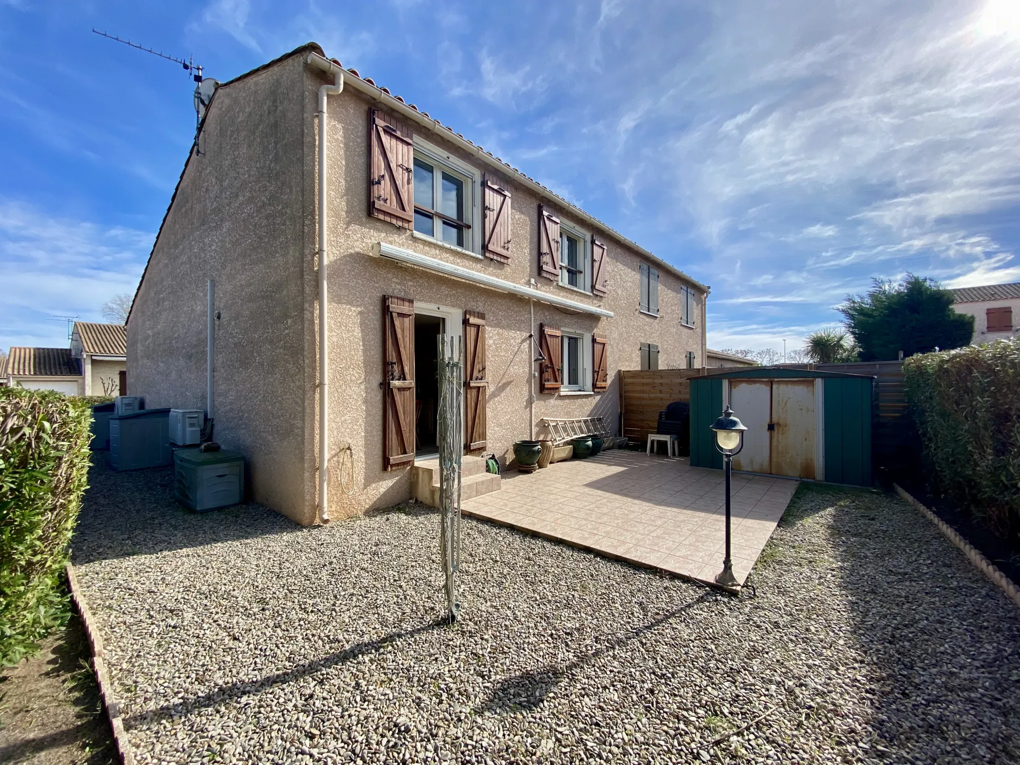 Maison R avec 3 chambres et garage sur VIAS plage 