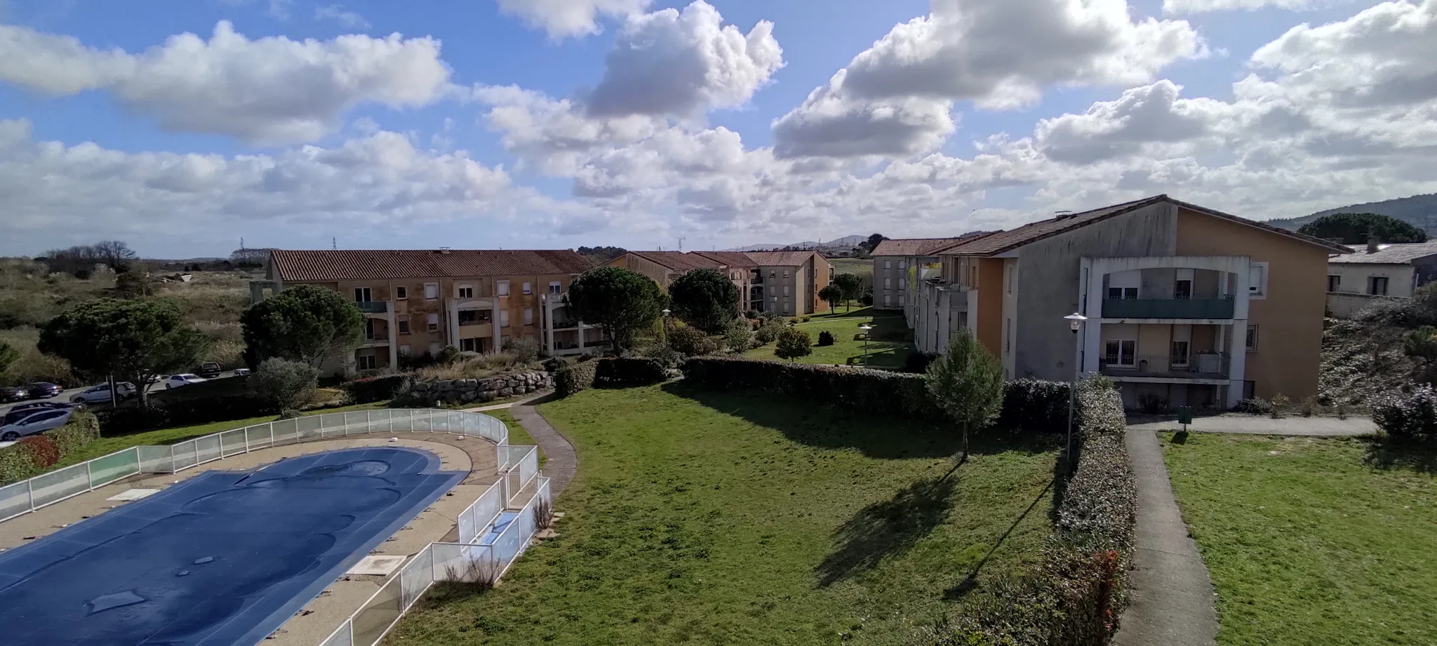 Bel appartement T3 récemment construit au 'Domaine des Lices', Carcassonne 