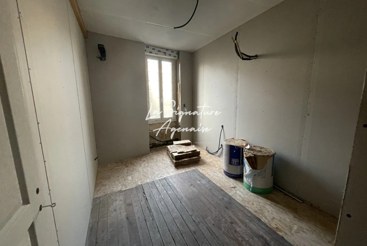 Immeuble à vendre avec local commercial à Agen 