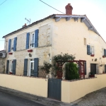 Charmante Maison de Village à Archingeay avec Garage