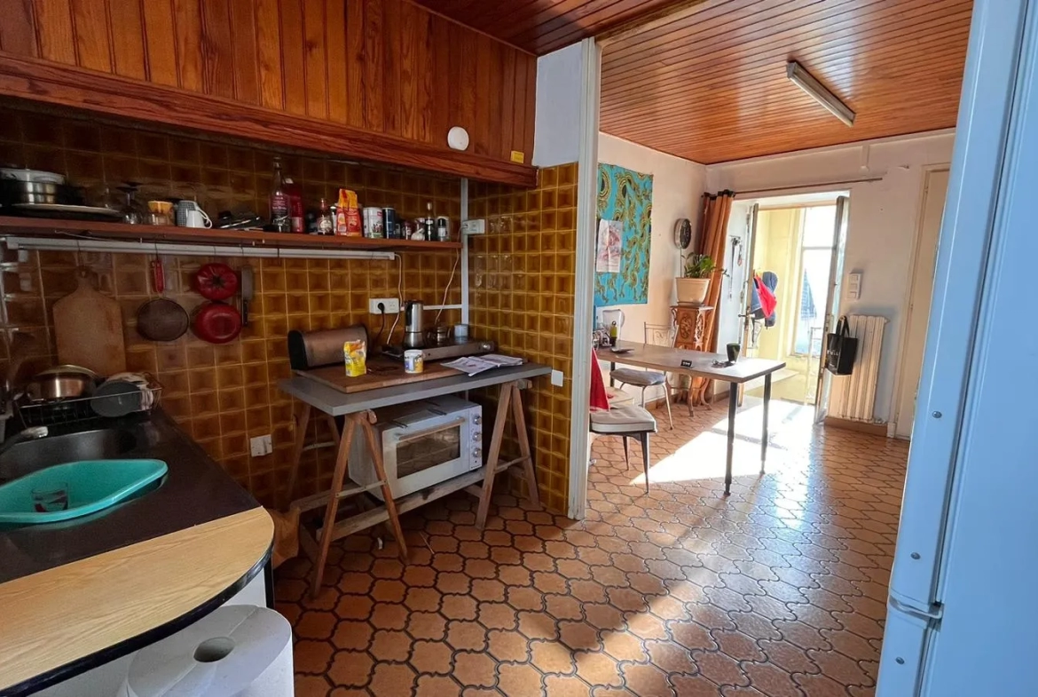 Appartement 3 pièces La Trinité avec garage et terrasse - Rare Opportunité ! 