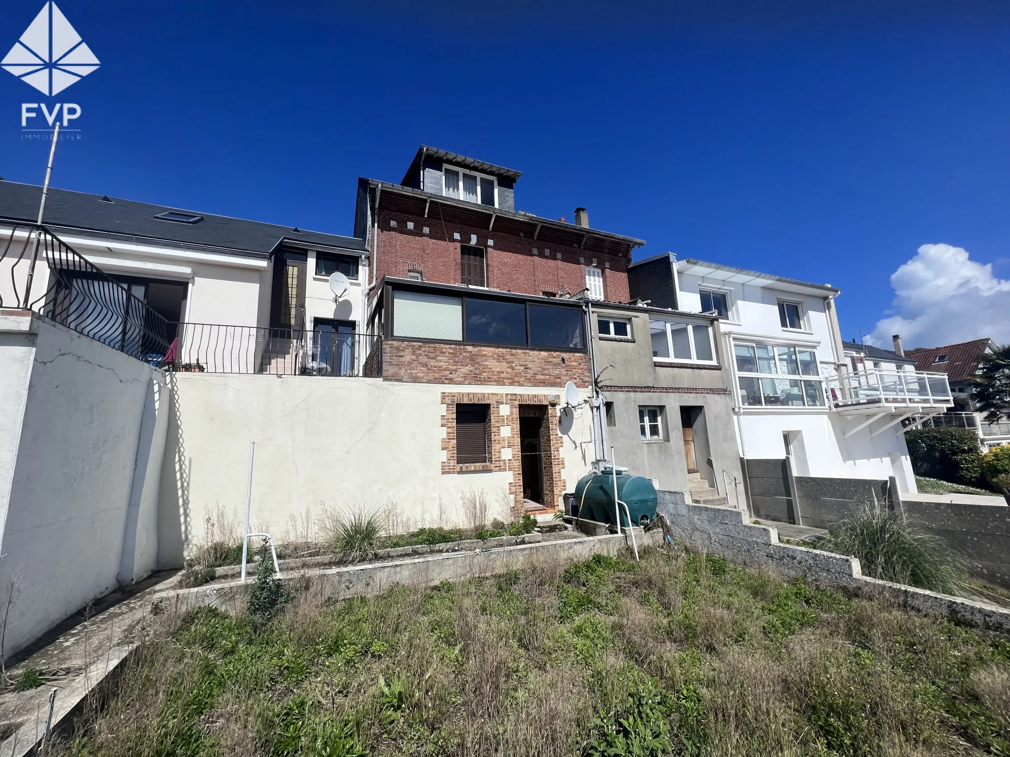 Maison d'habitation vue port, T4, double garage, terrasse à FECAMP 