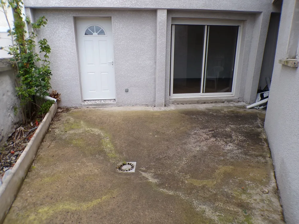 Appartement duplex avec terrasse et garage à Vichy 