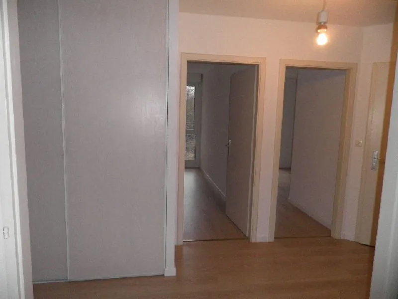 Appartement 3 pièces avec balcon à Strasbourg Ouest 