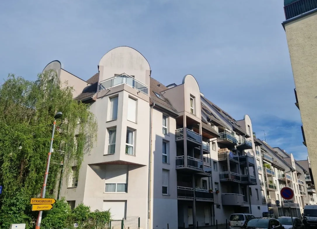 Appartement 3 pièces avec balcon à Strasbourg Ouest 