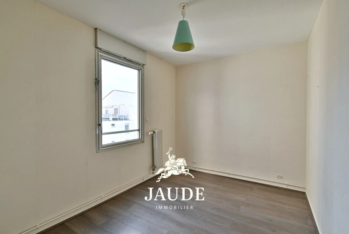 Appartement F5 de 98m2 à Beaumont avec Balcon et Garage Double 