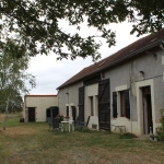 Fermette à Louroux-Bourbonnais avec vue sur champs - 2 Chambres - €108.000