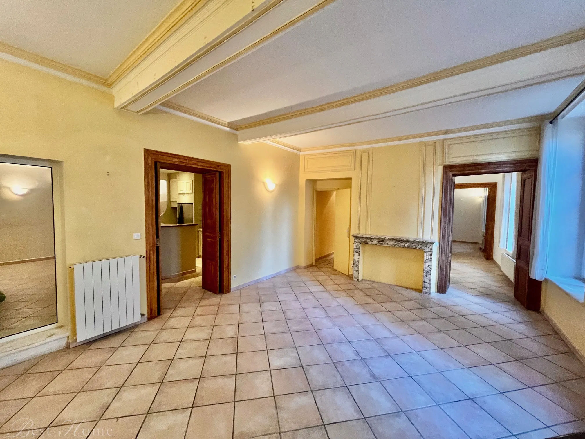 Vente bel appartement bourgeois Nîmes 4 chambres 