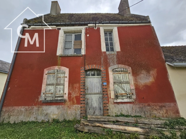Charming Old House with Outbuilding in Savigny sur Braye