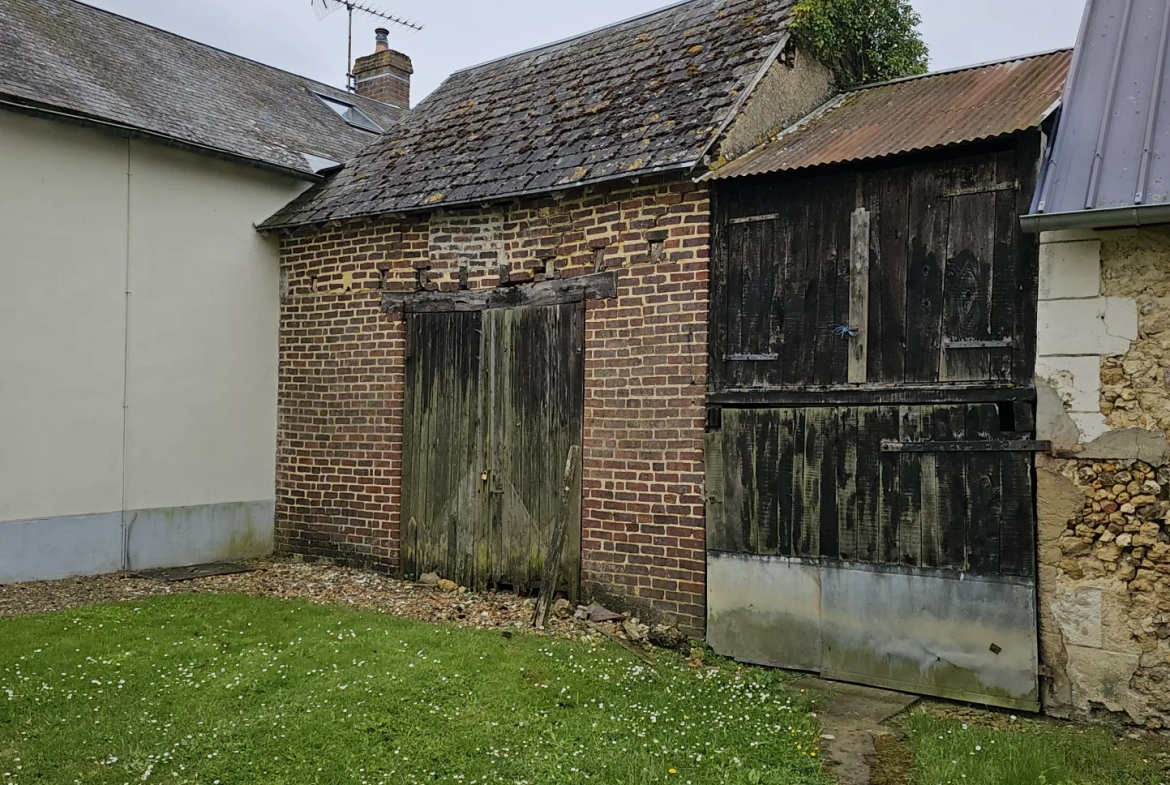 Charming Old House with Outbuilding in Savigny sur Braye 