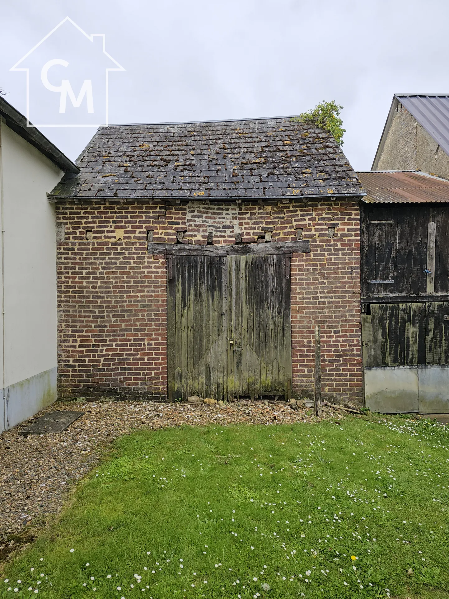 Charming Old House with Outbuilding in Savigny sur Braye 