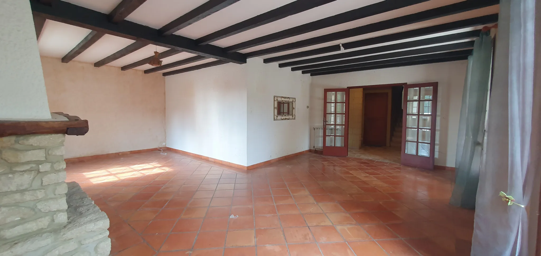 Villa Traditionnelle de 140 m2 avec 4 Chambres - Bollene 