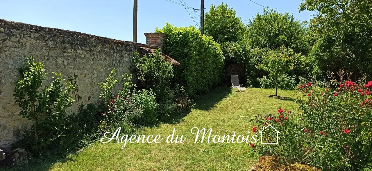 Maison de Campagne à Donnemarie Dontilly 