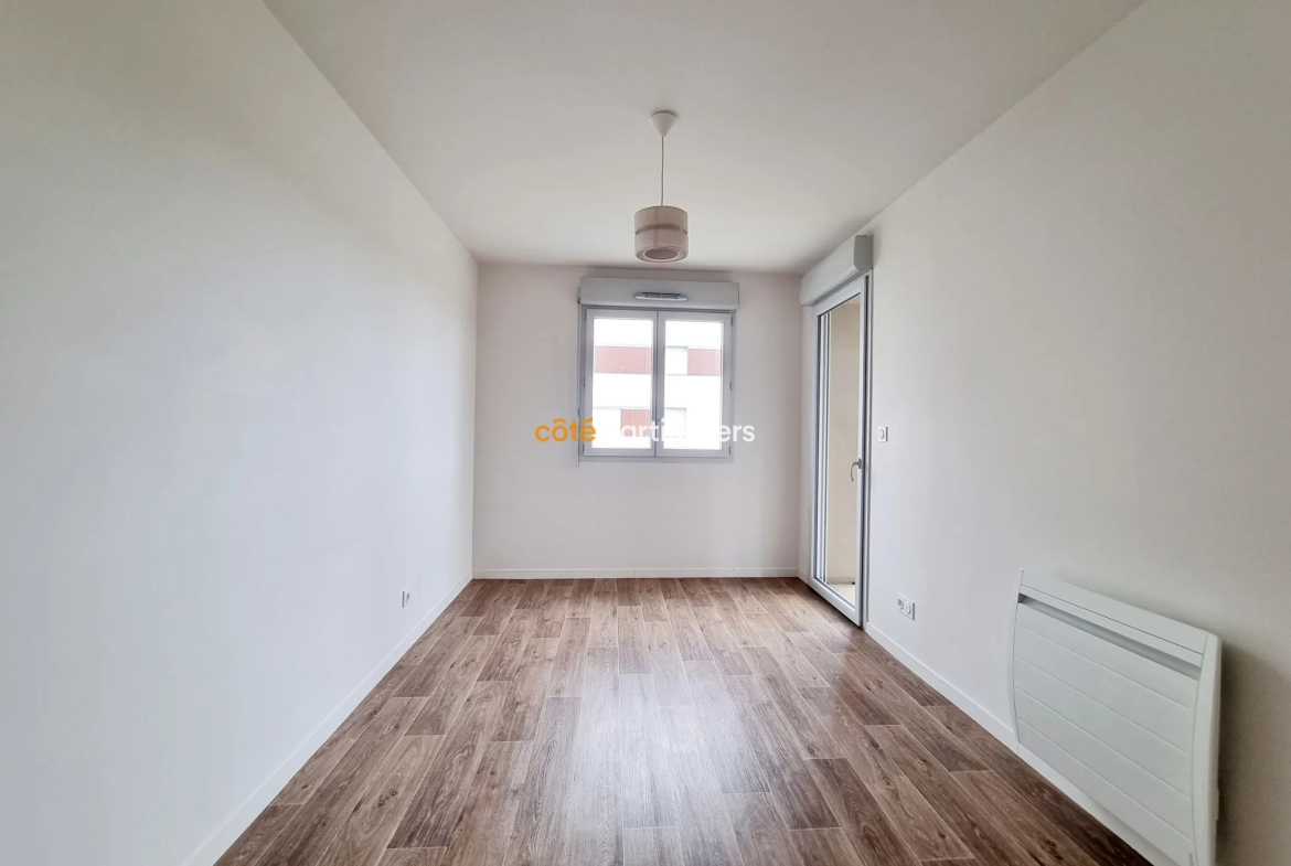 Appartement récent et lumineux à Tours 