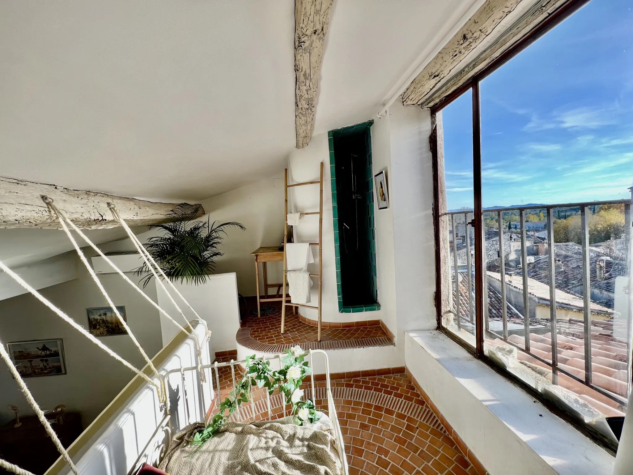 Maison de village à Aups avec vue panoramique 