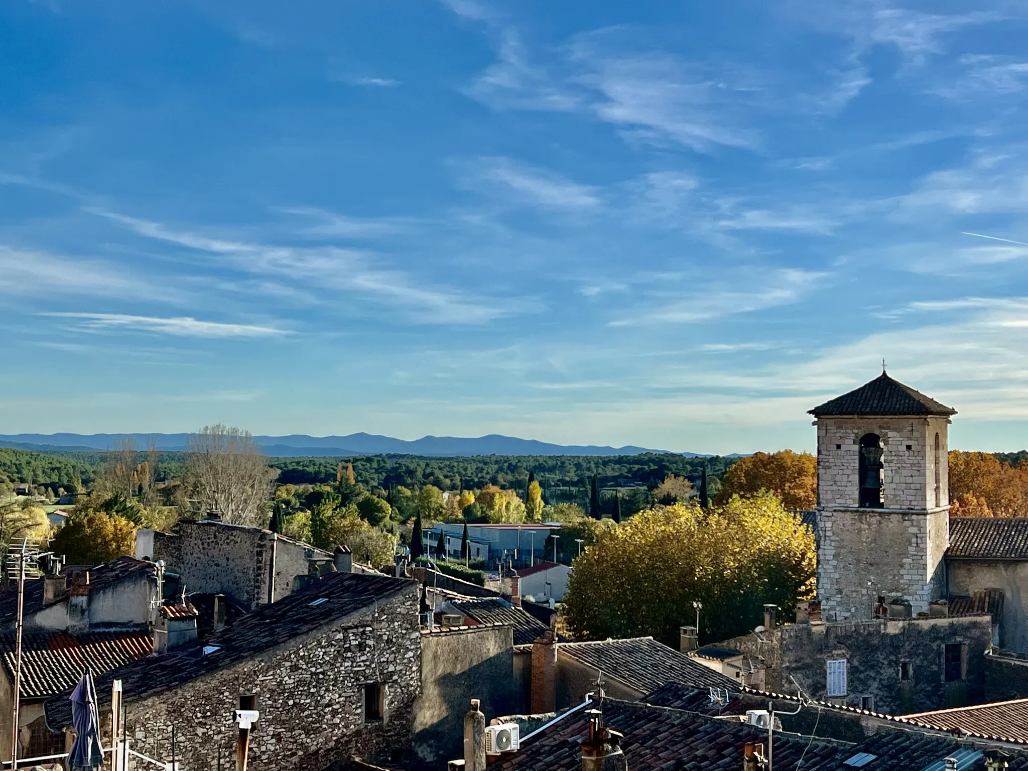 Maison de village à Aups avec vue panoramique 