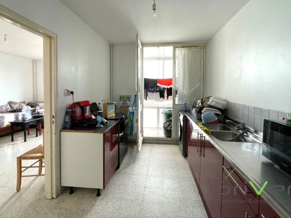 Appartement type 2 à Nimes avec locataire en place