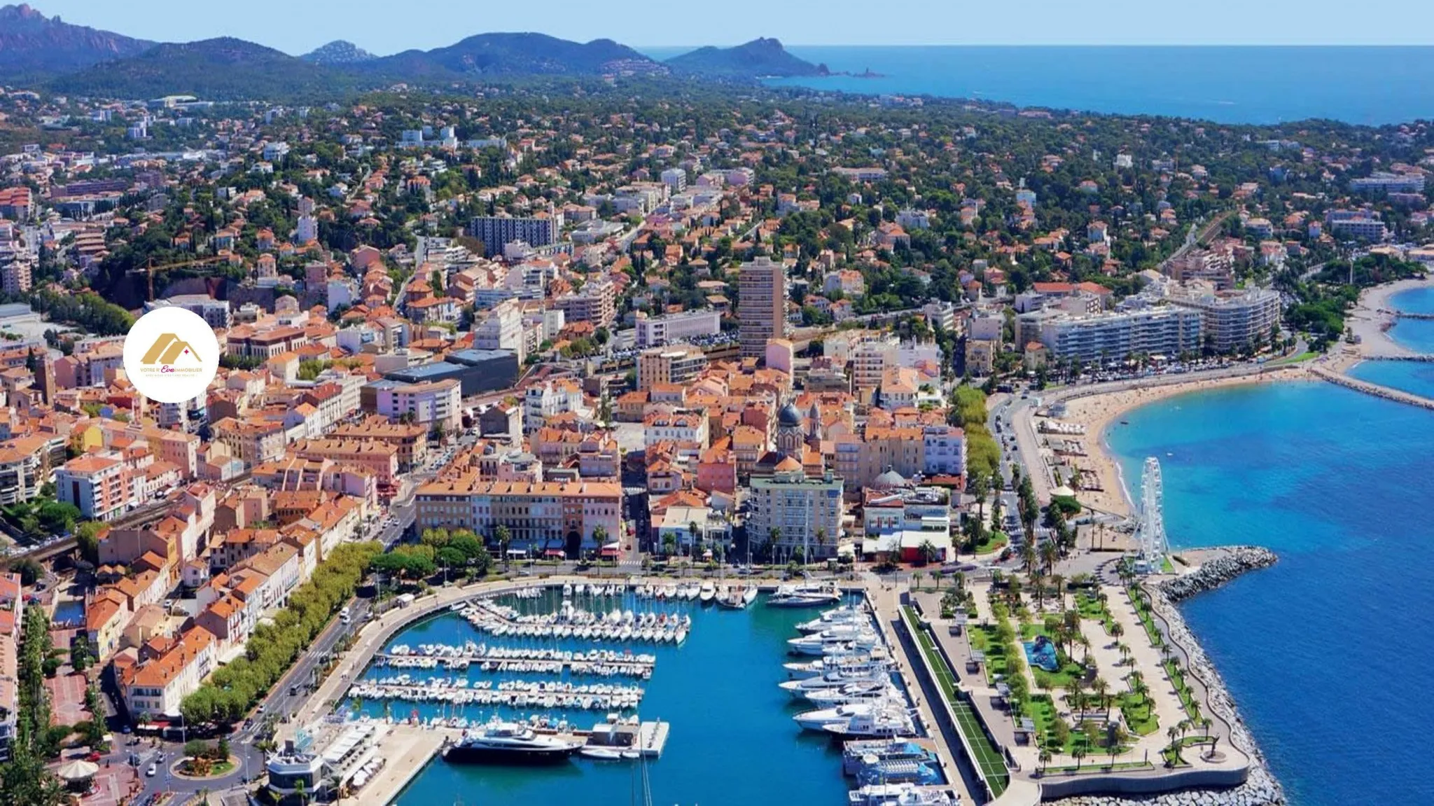 Appartement T2 avec balcon, stationnement et piscine à Saint-Raphaël 