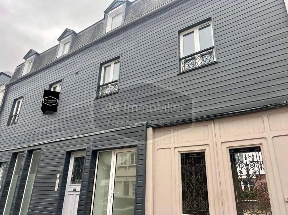 Immeuble 177 m2 à Neufchâtel-En-Bray 