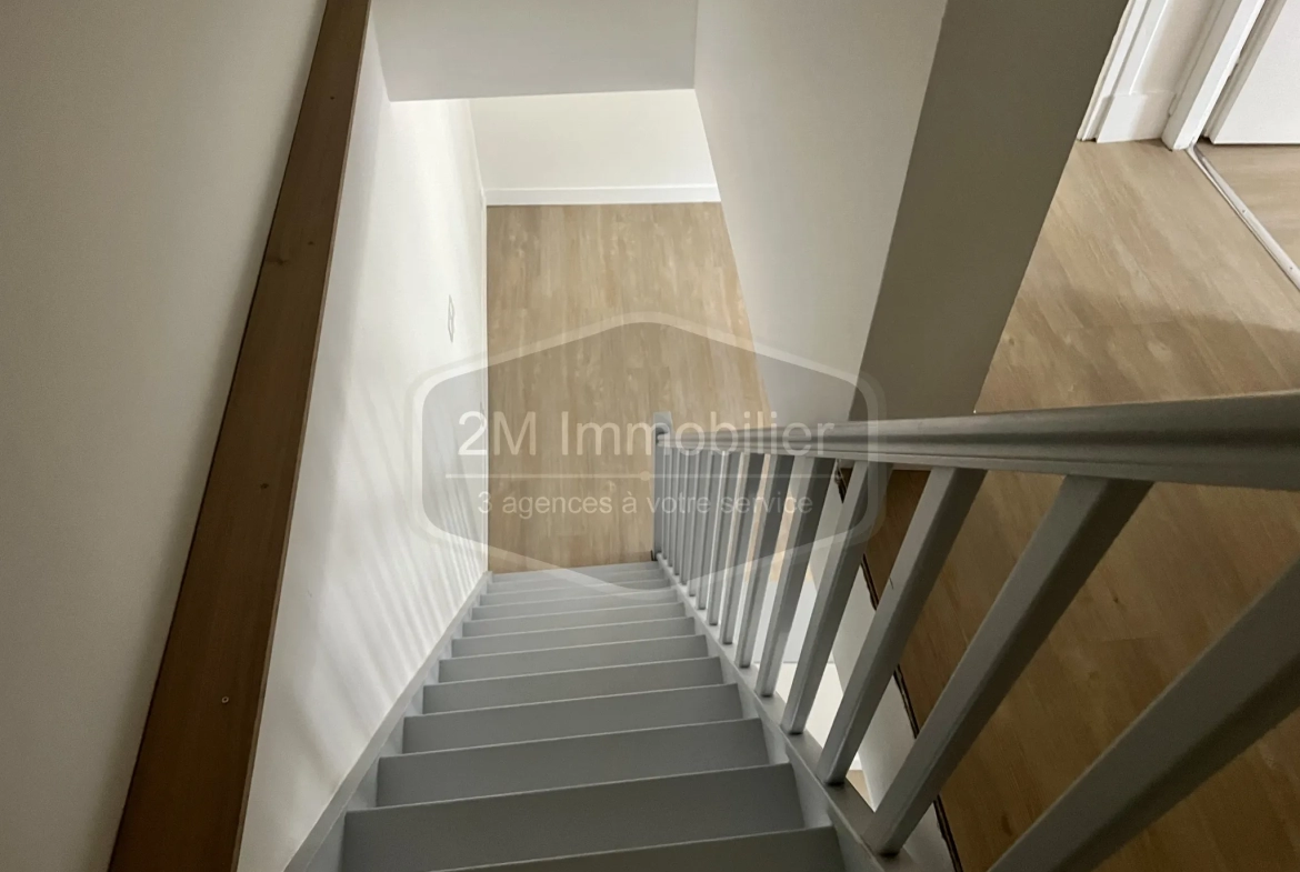 Immeuble 177 m2 à Neufchâtel-En-Bray 