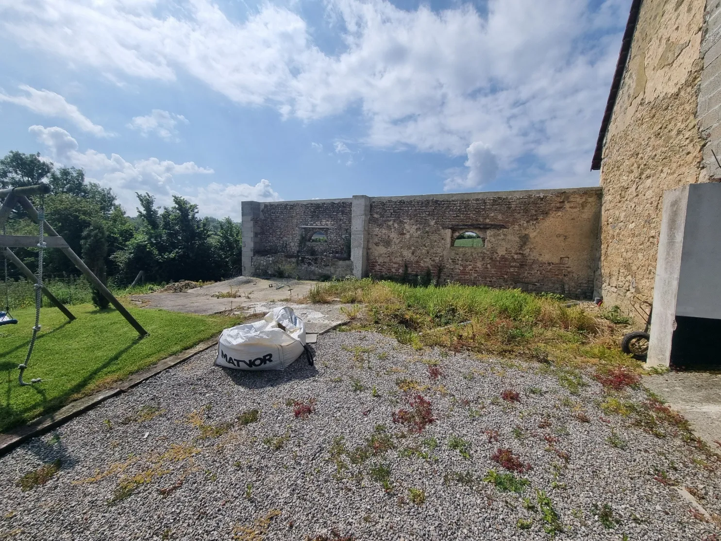 Terrain de 160 m2 avec projet de maison loft à Wierre-Effroy 