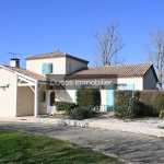 Belle maison traditionnelle avec 4 chambres à Ste bazeille