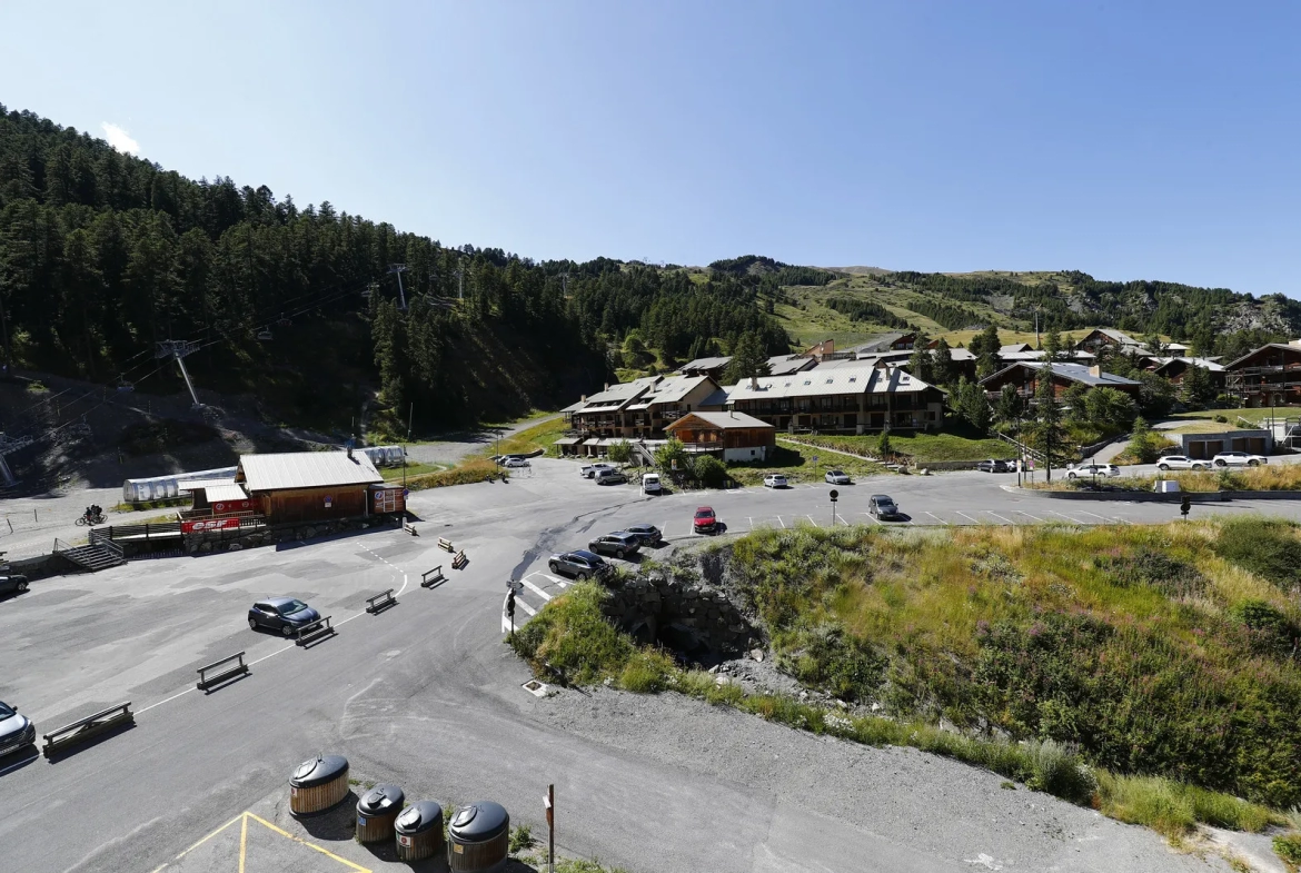 Appartement T3 à Vars avec vue dégagée 