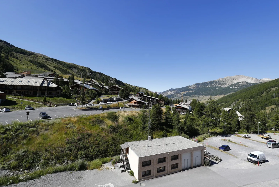 Appartement T3 à Vars avec vue dégagée 