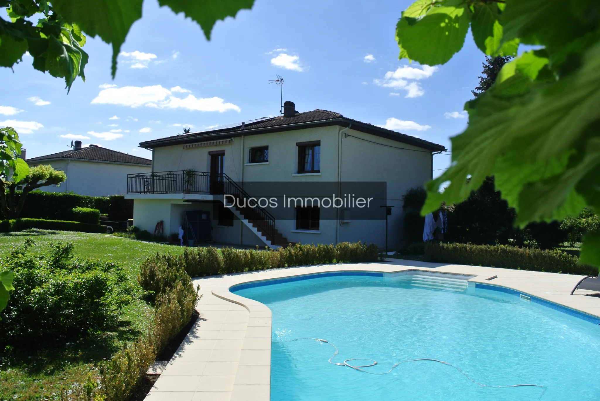 Maison familiale avec piscine à Marmande 